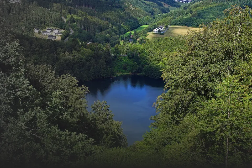 Gemündener Maar bei Daun in der Vulkaneifel