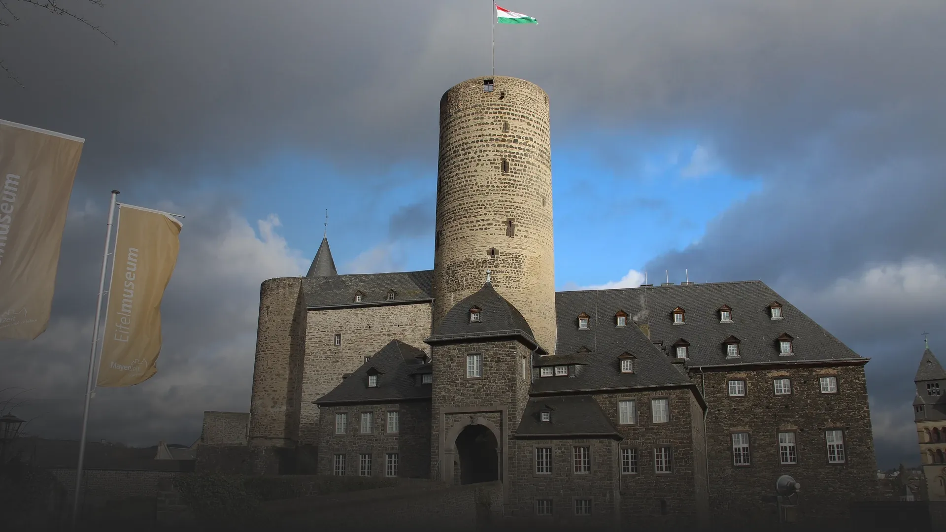 Genovevaburg in Mayen