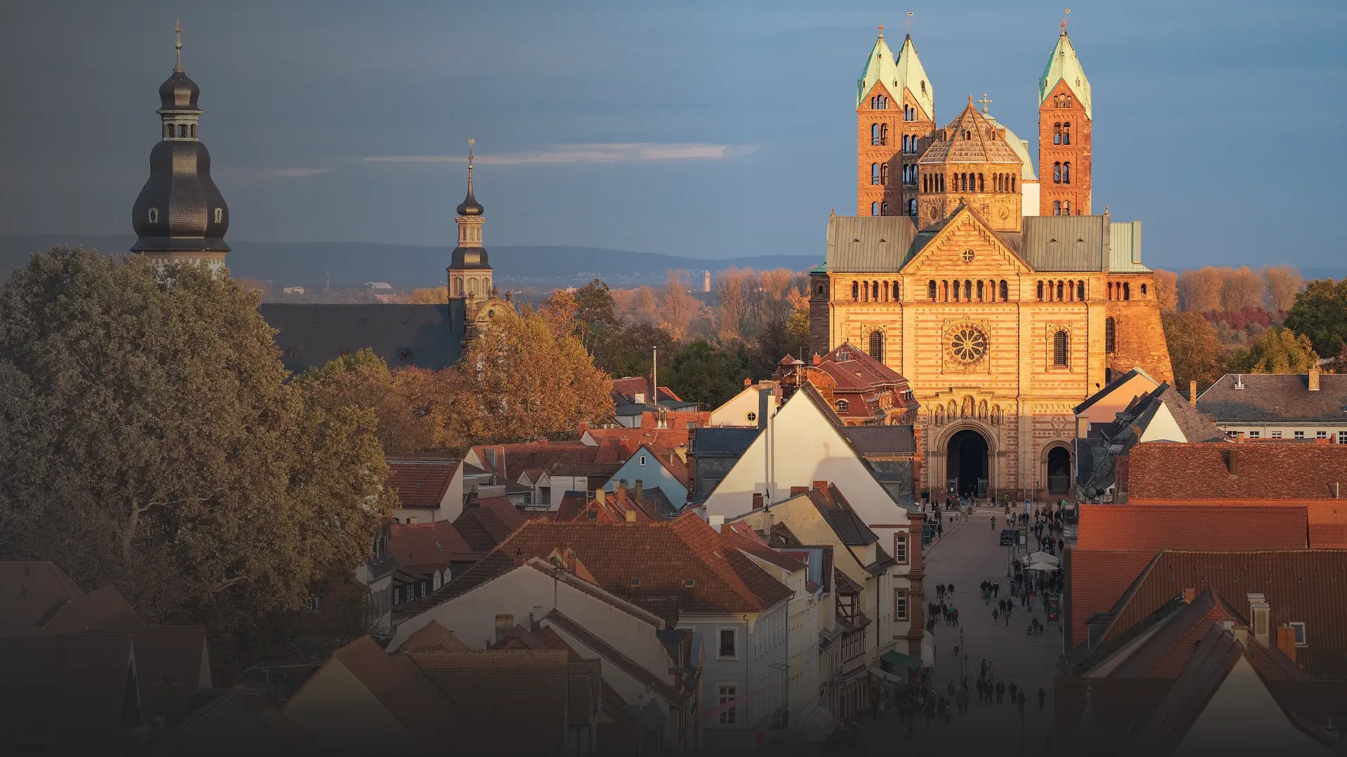 Blick über die Altstadt von Speyer auf den Kaiserdom